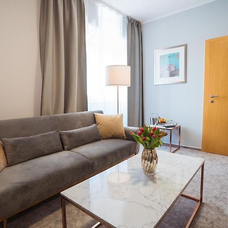 Cassian Inn Партизанське Екстер'єр фото
